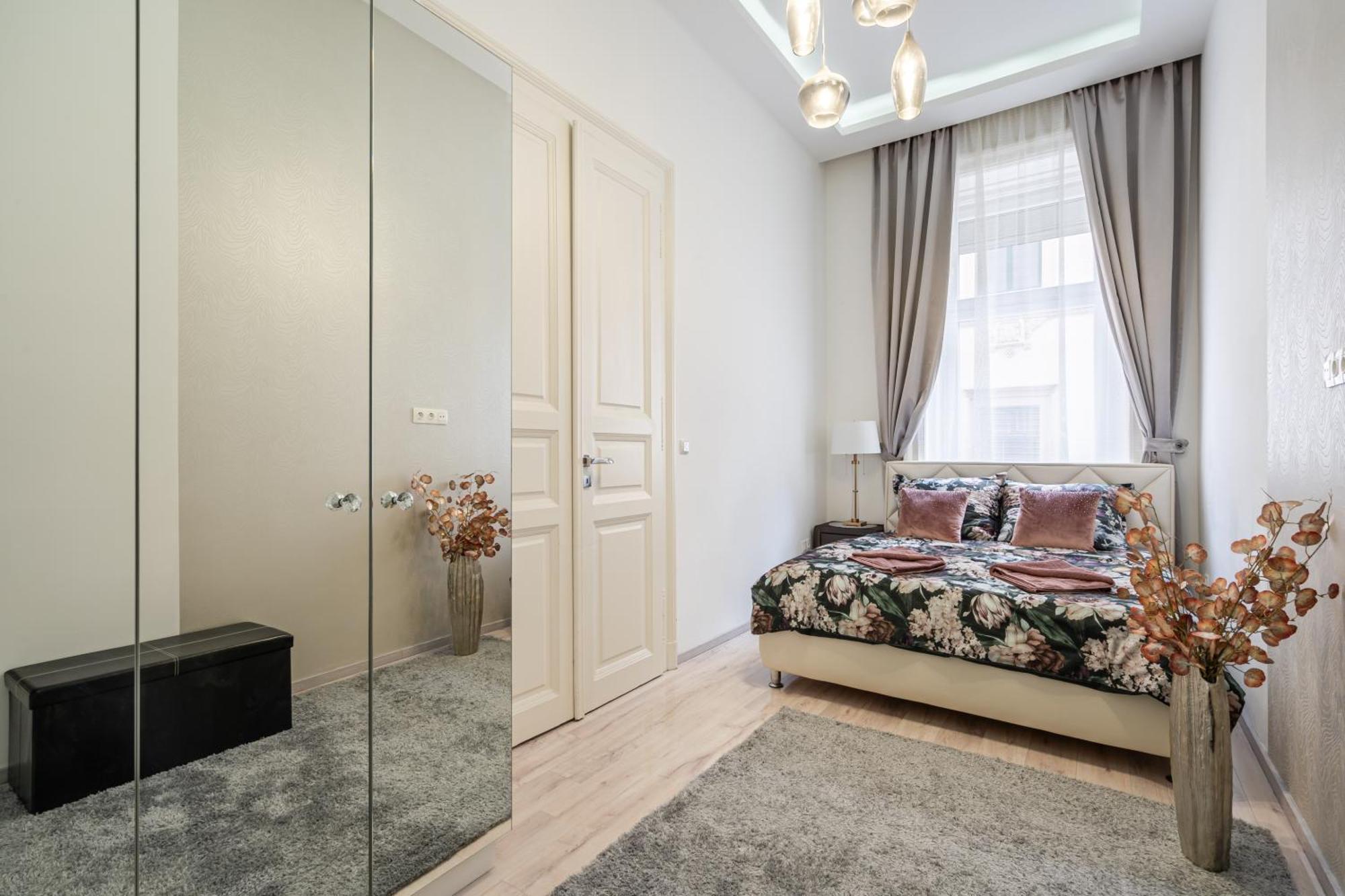 Kiraly 35 Luxury Apartment With Free Parking Budapest Exterior foto